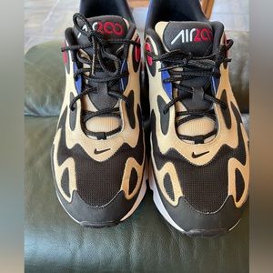 Worn once.  My loss your gain